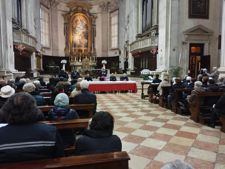 Piccoli passi sulla strada della prevenzione, le iniziative di Raphael